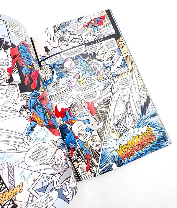 Superman & Bugs Bunny SC